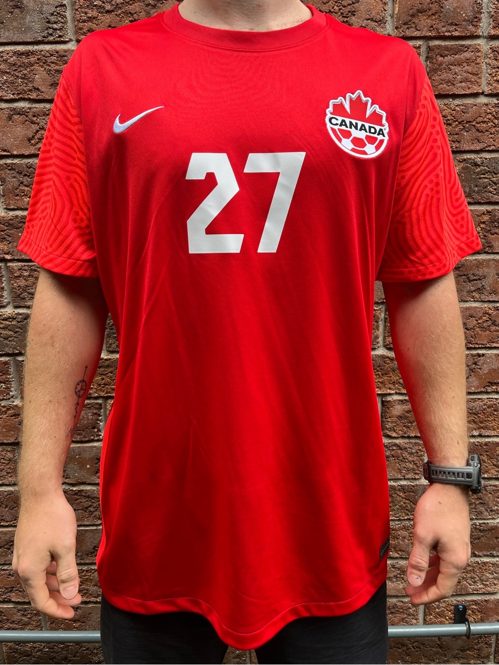Nike team Canada soccer jersey (NWT)